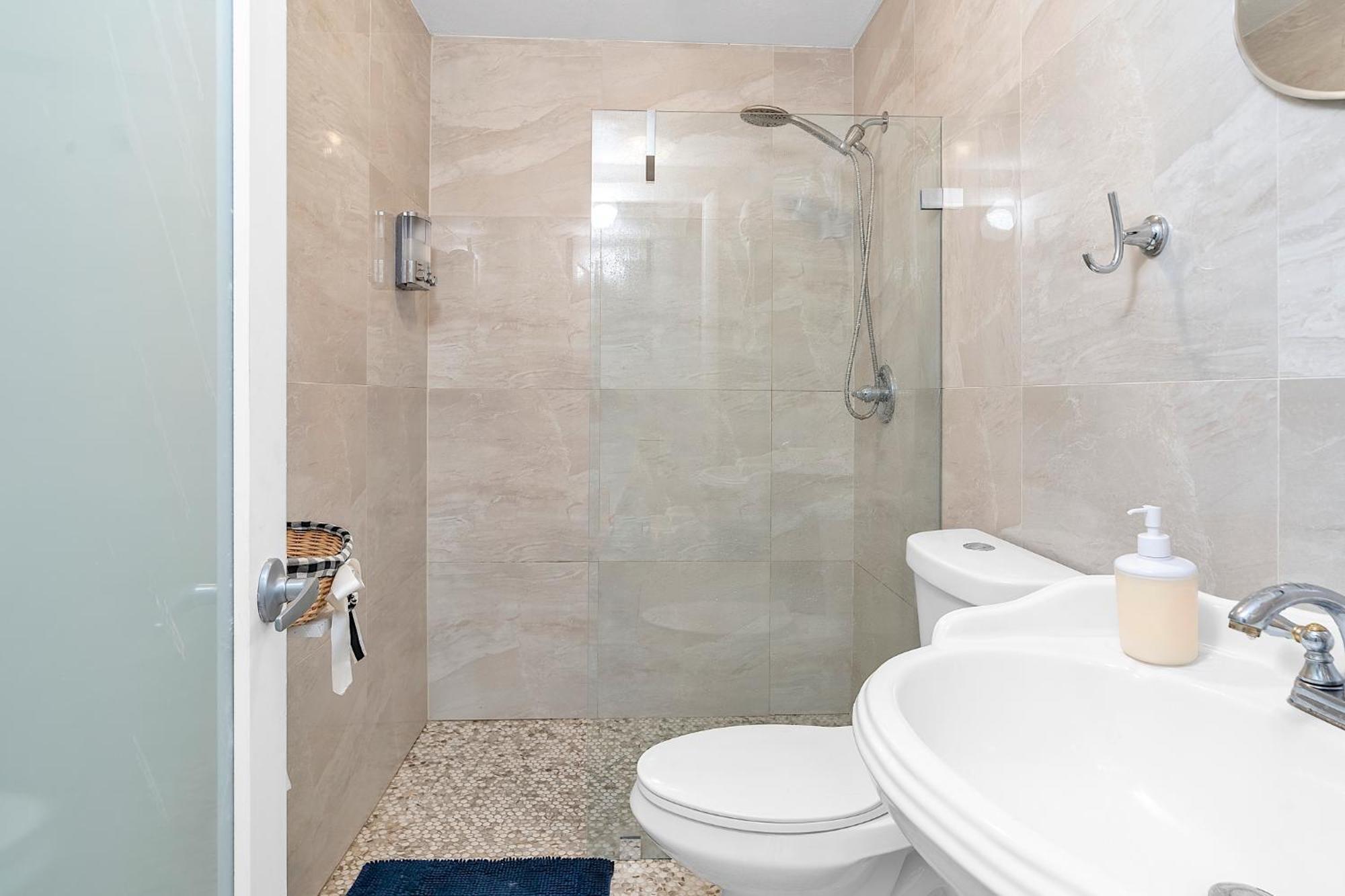 Private Room In Little Havana Miami Luaran gambar